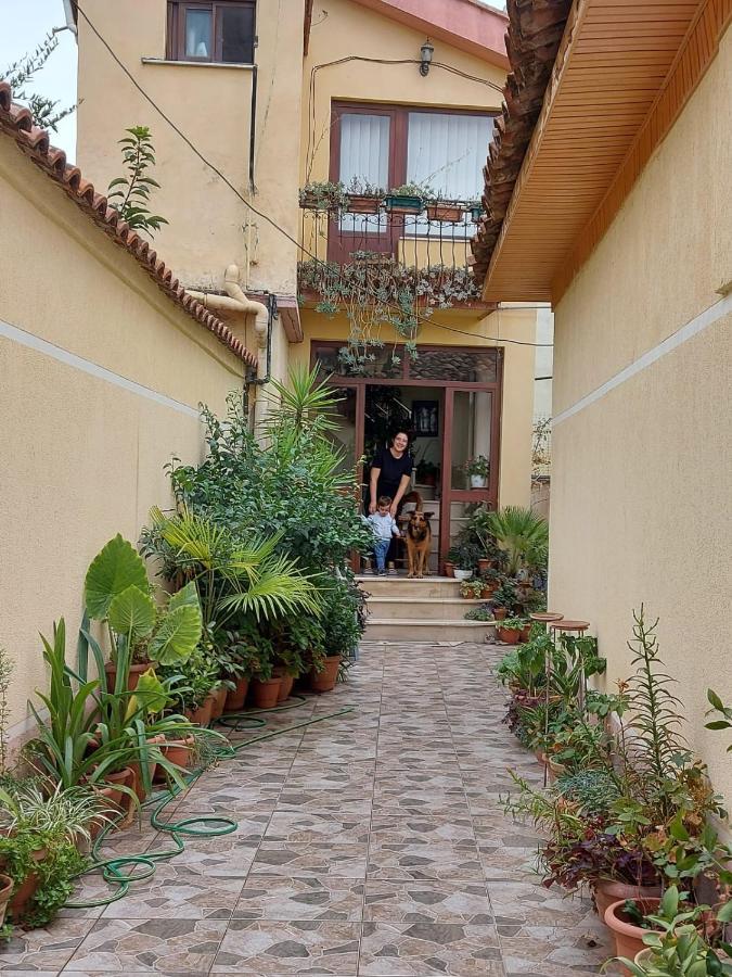 Vila Kodra Тирана Екстериор снимка