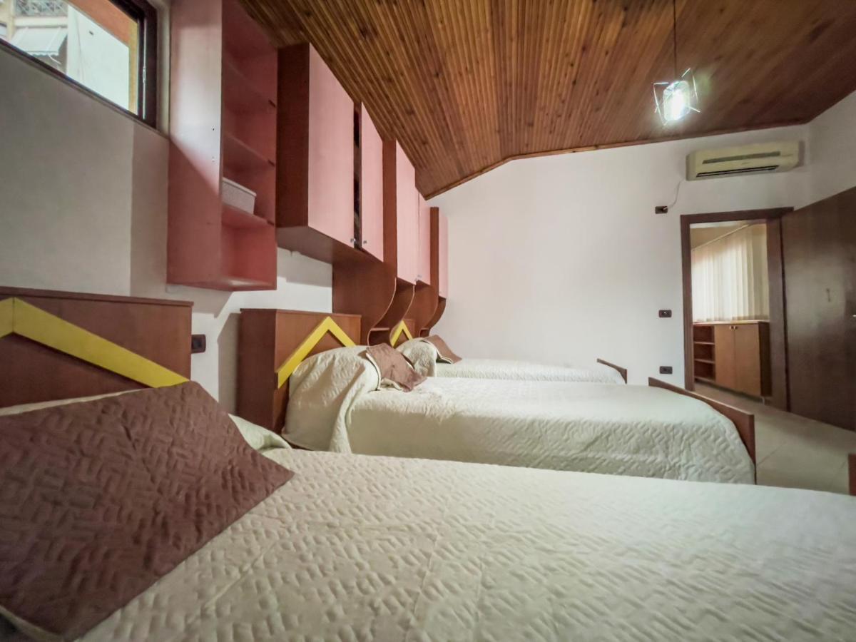Vila Kodra Тирана Екстериор снимка